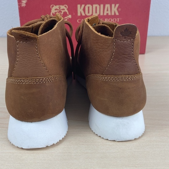 NIB Kodiak Crafted Chukka in Peanut Leather Lacee up Boot Size 9 - Picture 3 of 6